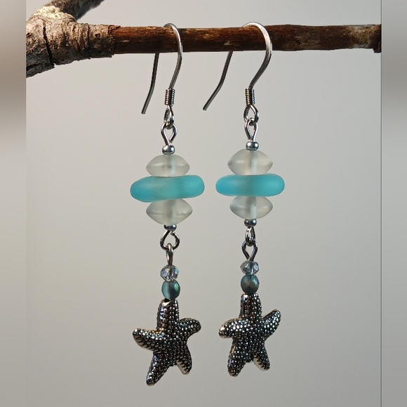 HAND CRAFTED Coastal Turquoise Aqua Beach Glass Silver Starfish Dangle Earrings - Picture 4 of 6